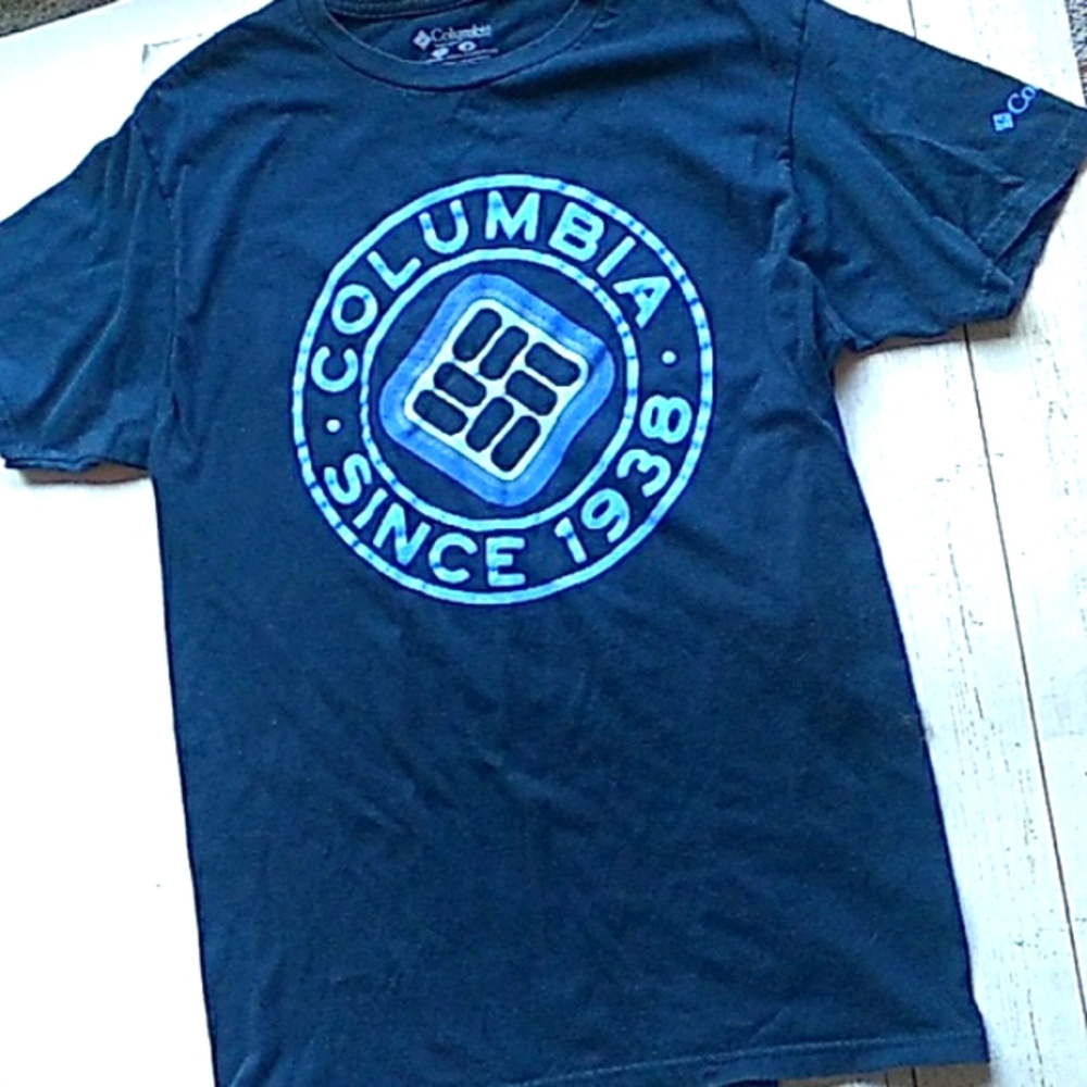 Columbia Sportswear Company Men Tshirt
